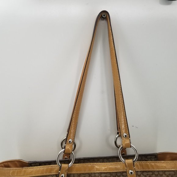 Coach Brown and Tan Jacquard Shoulder Bag - Picture 14 of 16